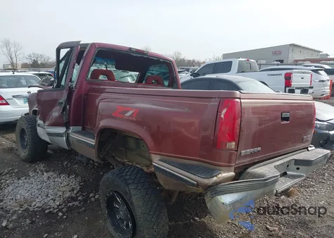 1994 GMC Sierra K1500 z USA, uszkodzony, nr VIN 1GTEK14KXRZ539025